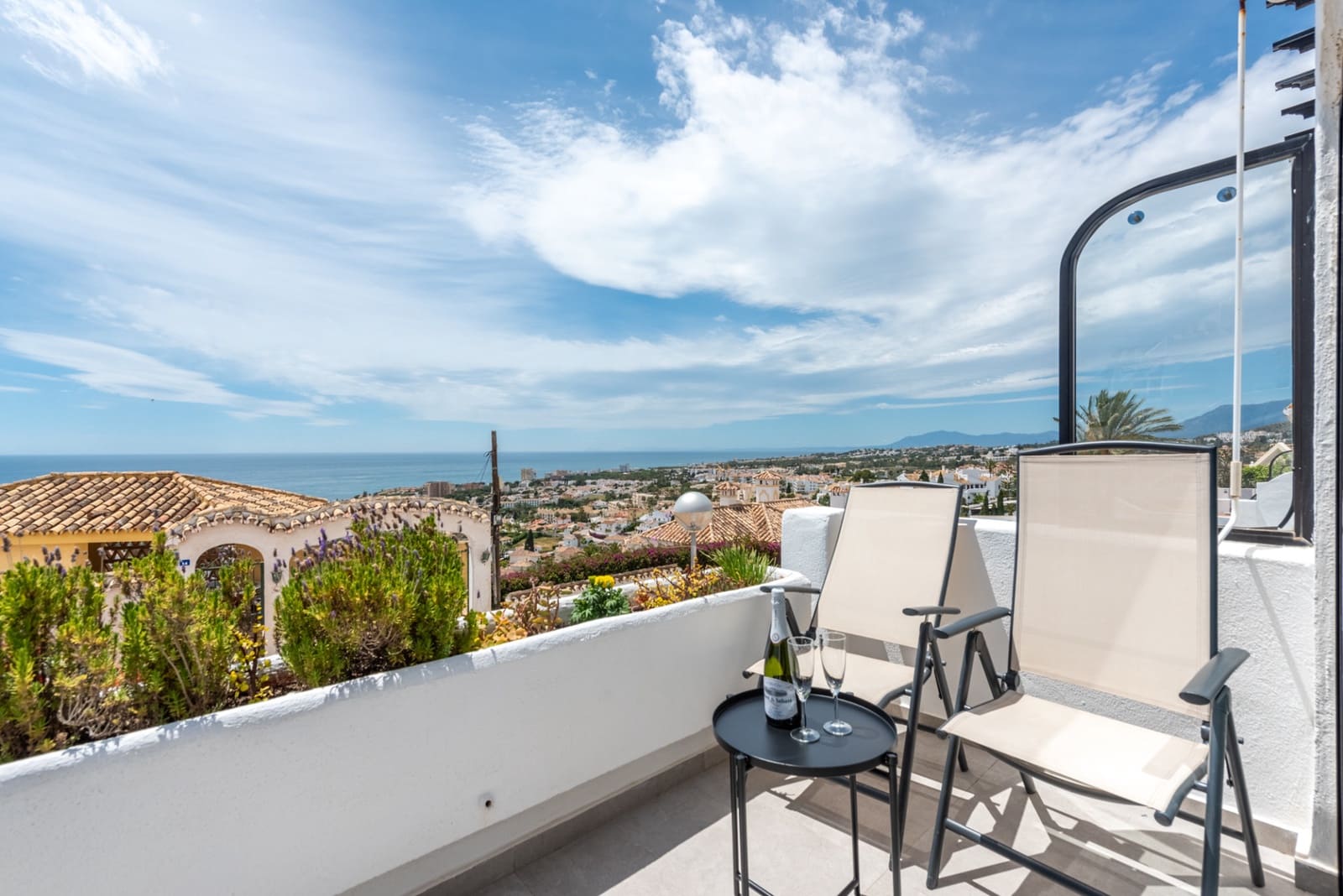 2 soveværelse Lejlighed til salg i Riviera del Sol med swimmingpool - € 339.000 (Ref: 10141674)
