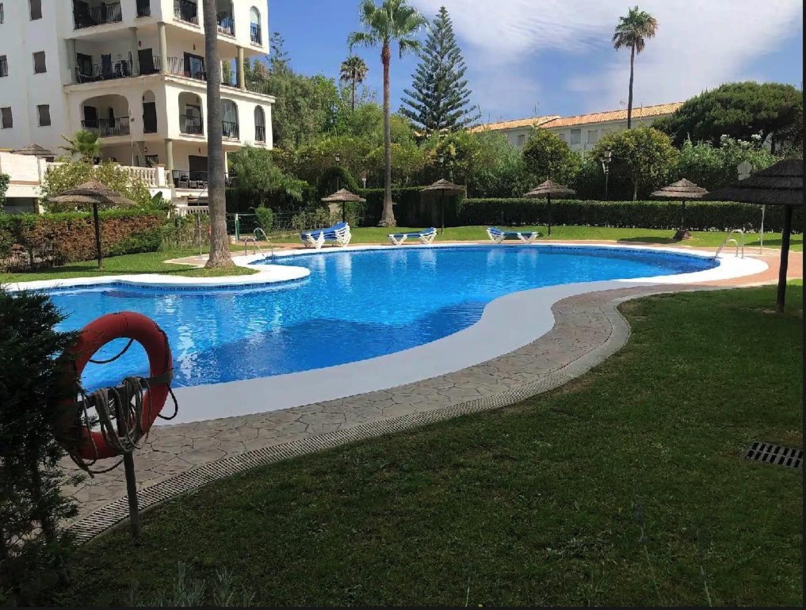 3 quarto Apartamento para venda em Manilva com piscina garagem - 549 000 € (Ref: 10145757)