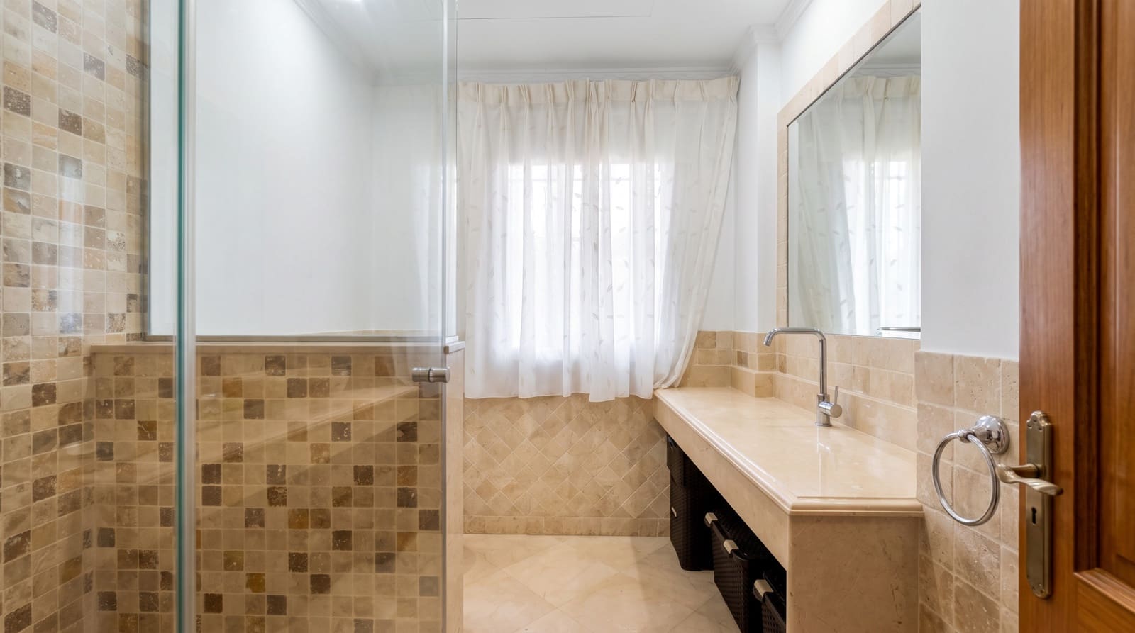 5 camera da letto Villa in vendita in Nueva Andalucia con piscina garage - 2.950.000 € (Rif: 10170539)