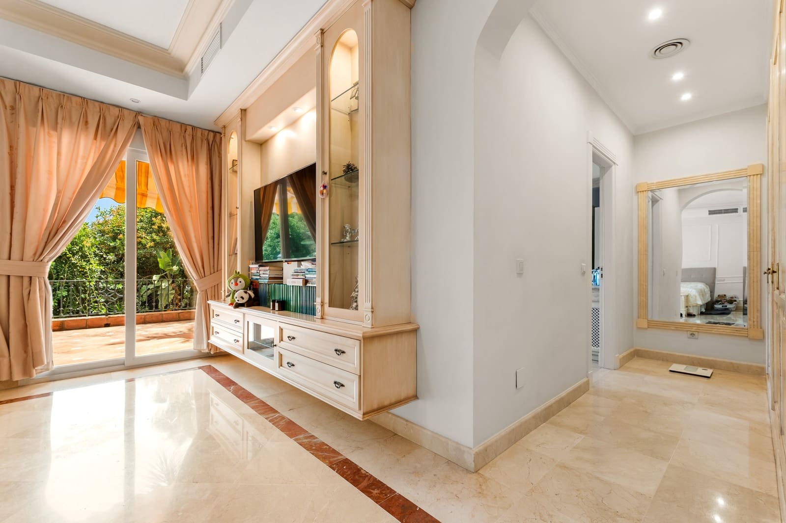 5 camera da letto Villa in vendita in Nueva Andalucia con piscina garage - 2.950.000 € (Rif: 10170539)
