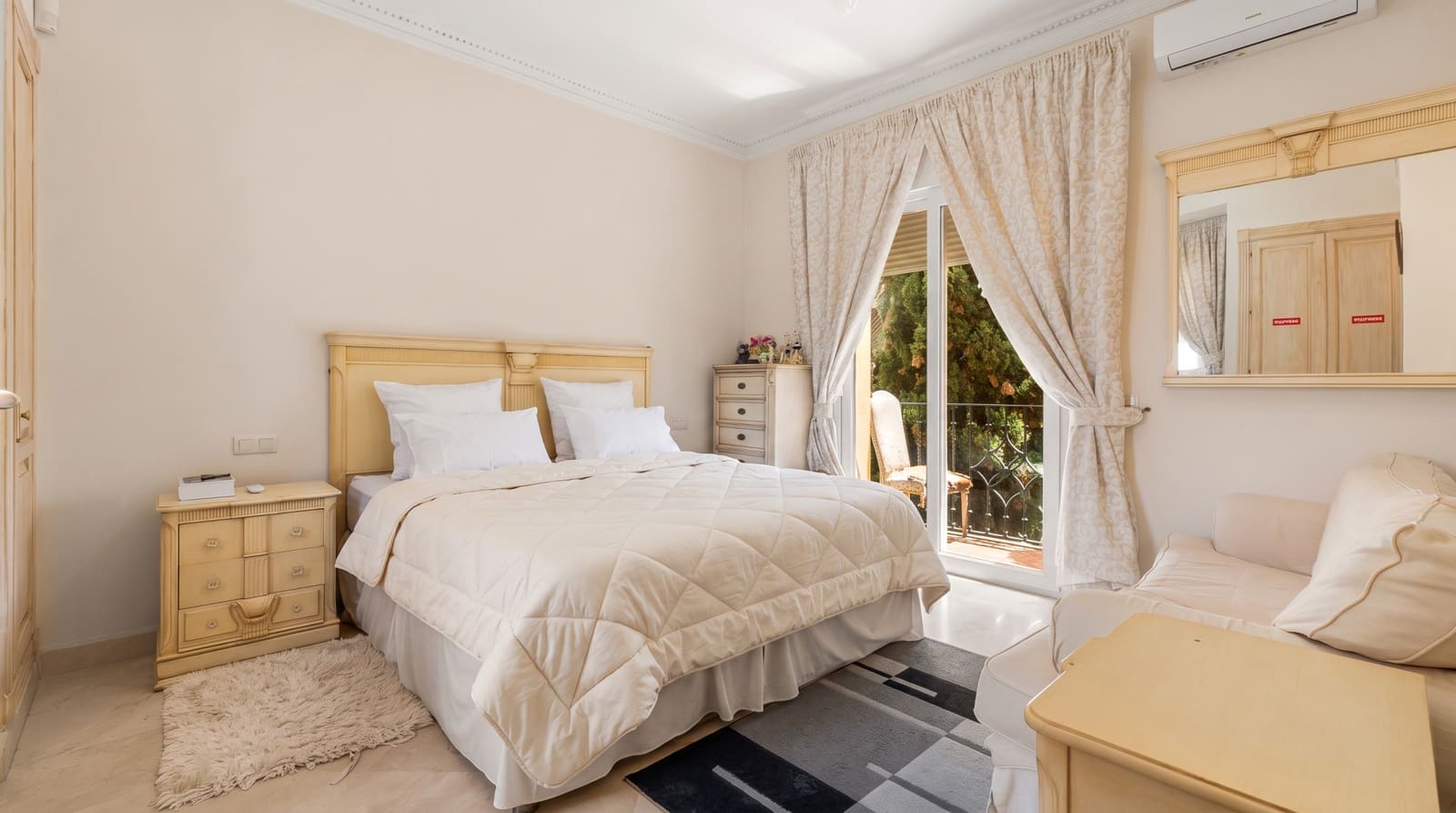 5 camera da letto Villa in vendita in Nueva Andalucia con piscina garage - 2.950.000 € (Rif: 10170539)