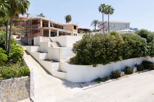 5 soverom Villa til salgs i El Paraiso, Estepona med svømmebasseng garasje - € 2 900 000 (Ref: 10170540)