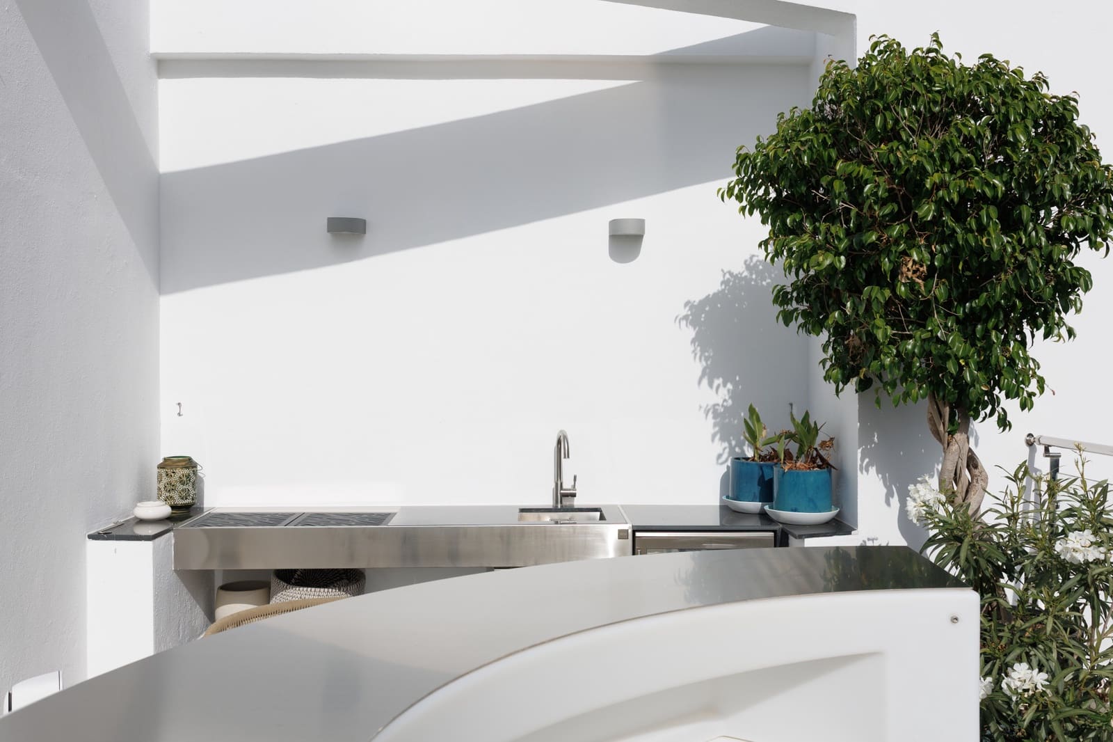 3 bedroom Semi-detached Villa for sale in Marbella with pool garage - € 3,800,000 (Ref: 10170542)