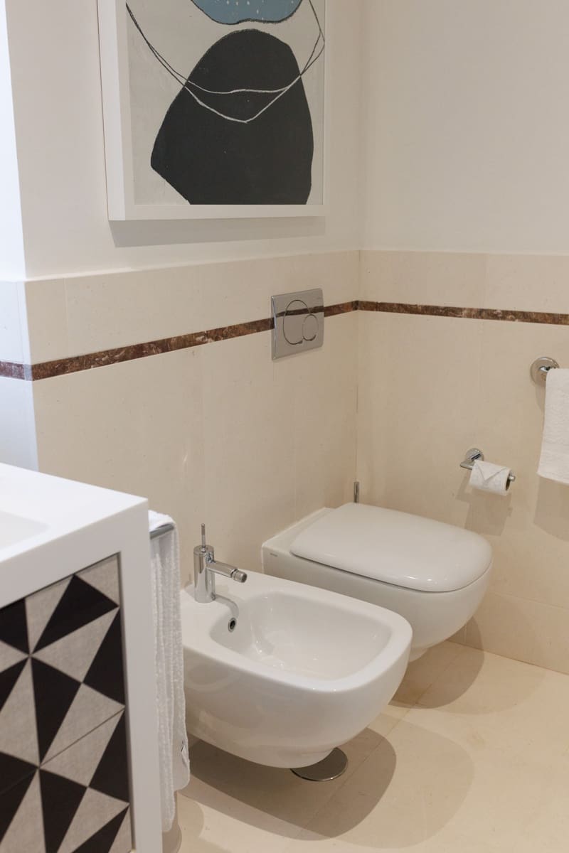 3 bedroom Semi-detached Villa for sale in Marbella with pool garage - € 3,800,000 (Ref: 10170542)