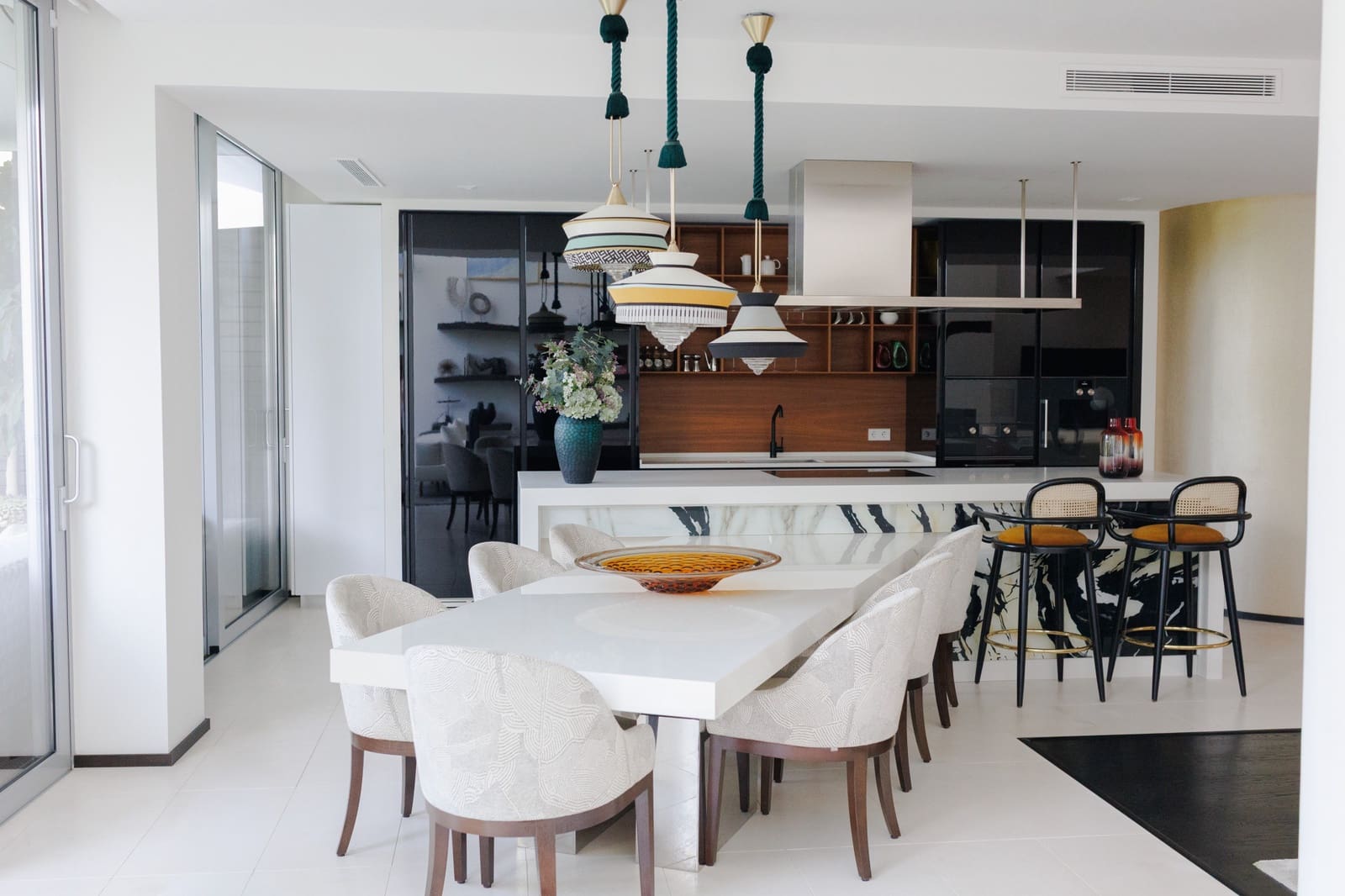 3 bedroom Semi-detached Villa for sale in Marbella with pool garage - € 3,800,000 (Ref: 10170542)