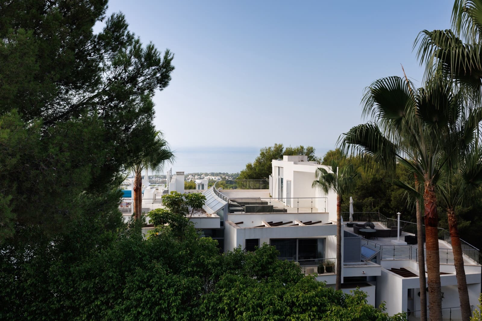 3 bedroom Semi-detached Villa for sale in Marbella with pool garage - € 3,800,000 (Ref: 10170542)