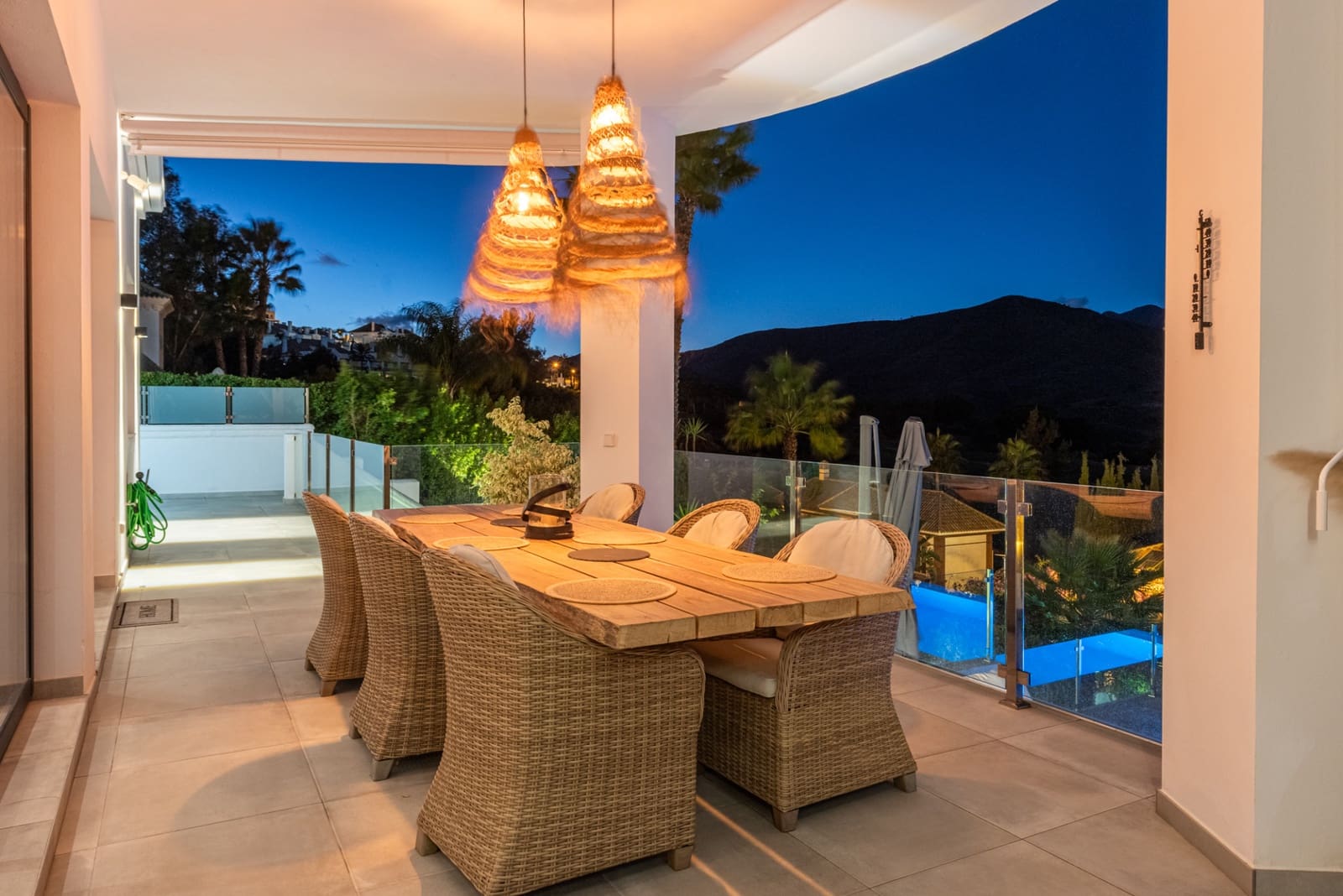 4 soveværelse Villa til salg i Mijas Costa med swimmingpool garage - € 2.195.000 (Ref: 10170546)