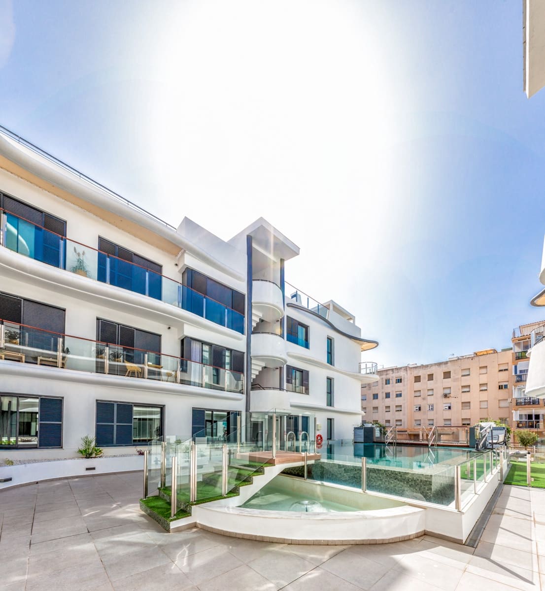 2 bedroom Penthouse for sale in Estepona with pool garage - € 925,000 (Ref: 10170548)