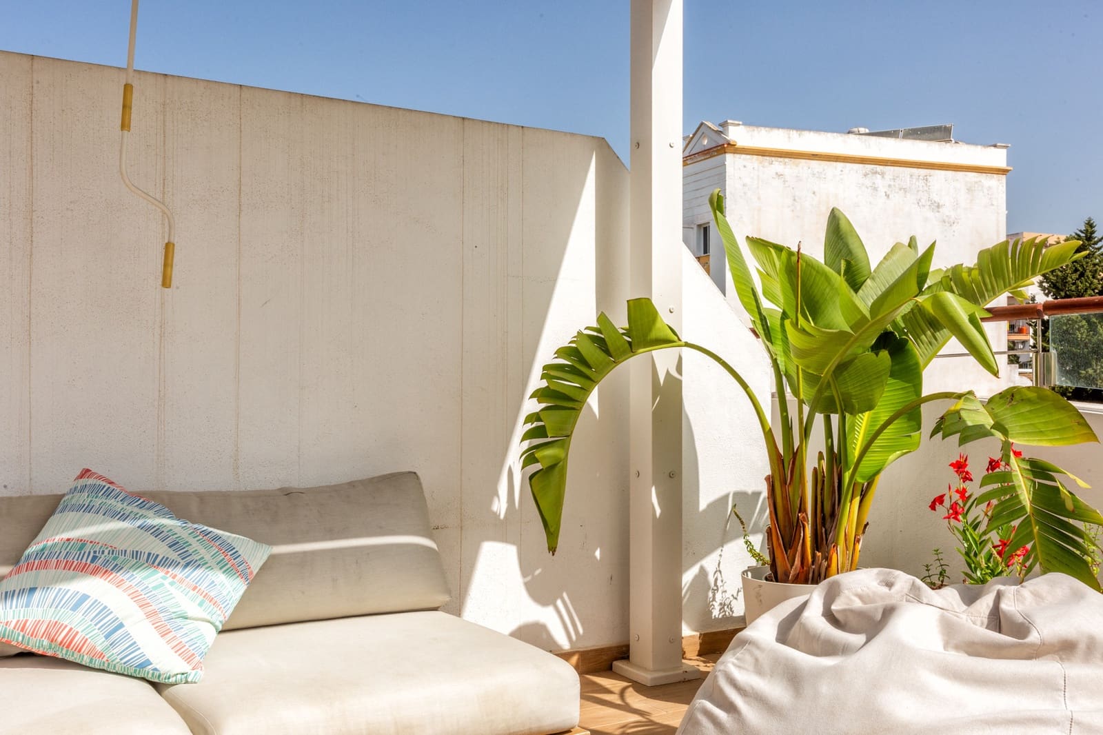 2 bedroom Penthouse for sale in Estepona with pool garage - € 925,000 (Ref: 10170548)