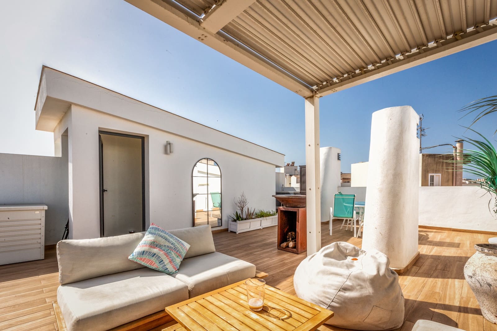 2 bedroom Penthouse for sale in Estepona with pool garage - € 925,000 (Ref: 10170548)