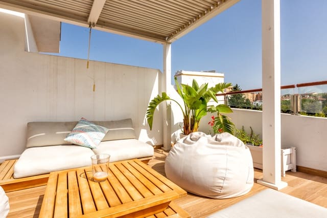 2 bedroom Penthouse for sale in Estepona with pool garage - € 925,000 (Ref: 10170548)