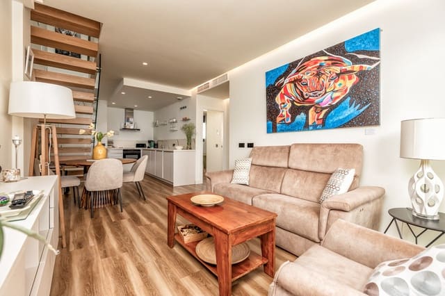 2 bedroom Penthouse for sale in Estepona with pool garage - € 925,000 (Ref: 10170548)