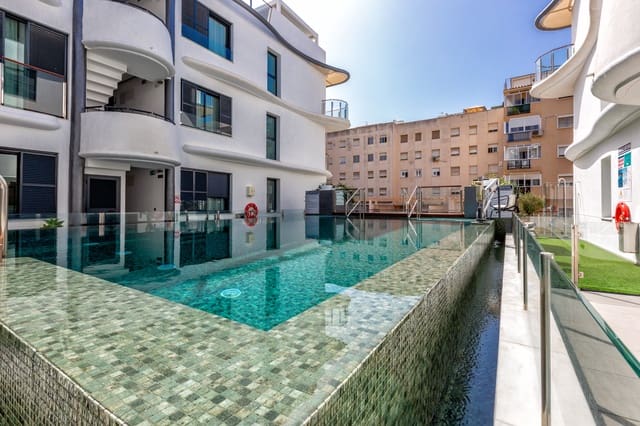 2 bedroom Penthouse for sale in Estepona with pool garage - € 925,000 (Ref: 10170548)