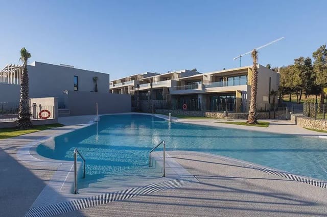 3 soveværelse Byhus til salg i Puerto de la Torre, Málaga by med swimmingpool garage - € 891.000 (Ref: 10170550)