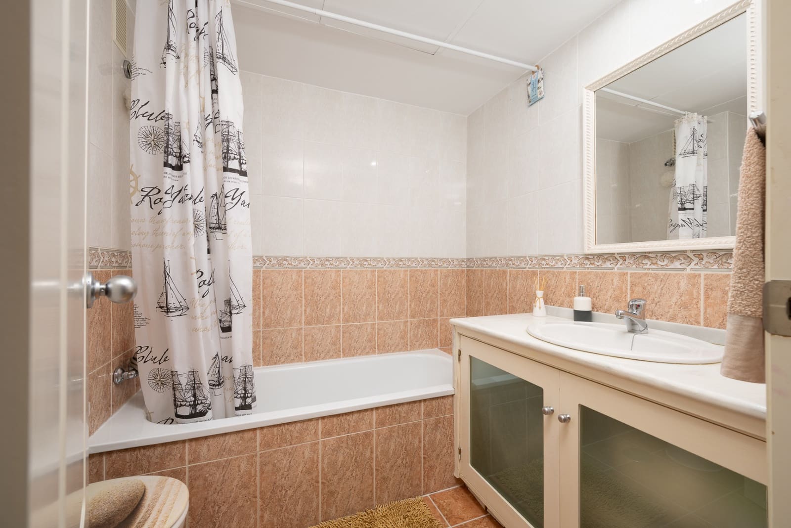 2 soveværelse Penthouse til salg i Estepona med swimmingpool garage - € 349.900 (Ref: 10184214)