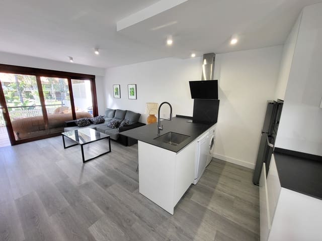 2 sypialnia Apartament na sprzedaż w Marbella z basenem garażem - 485 000 € (Ref: 7304070)