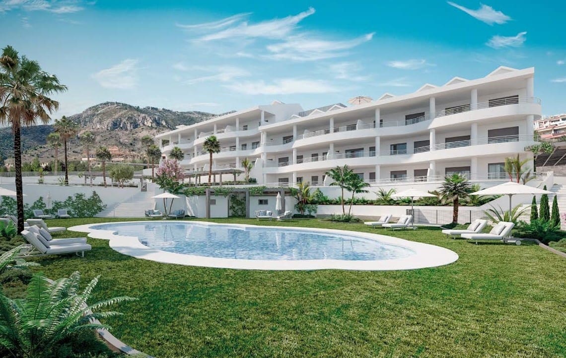2 soveværelse Lejlighed til salg i Benalmadena med swimmingpool garage - € 464.000 (Ref: 7596304)