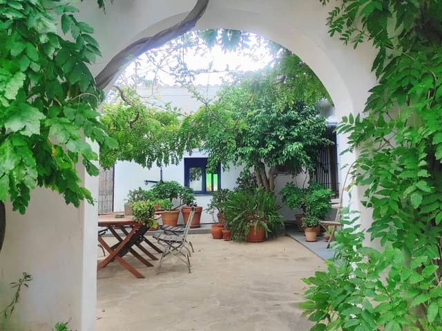 5 quarto Hotel para venda em Alora com piscina garagem - 1 310 000 € (Ref: 7678090)