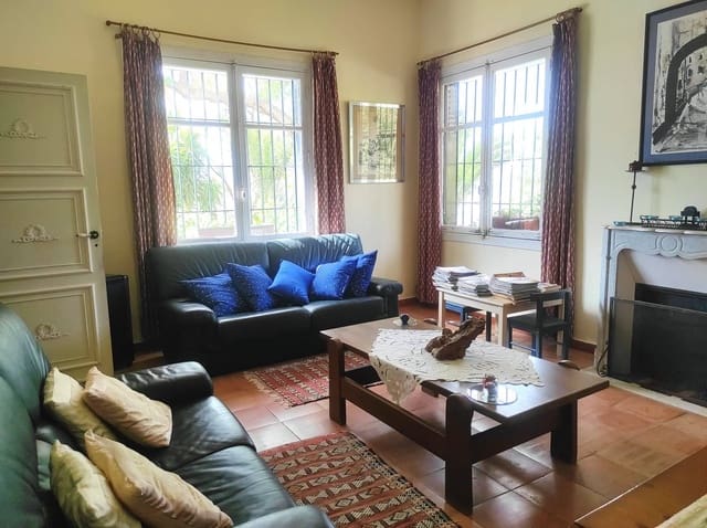 5 quarto Hotel para venda em Alora com piscina garagem - 1 310 000 € (Ref: 7678090)