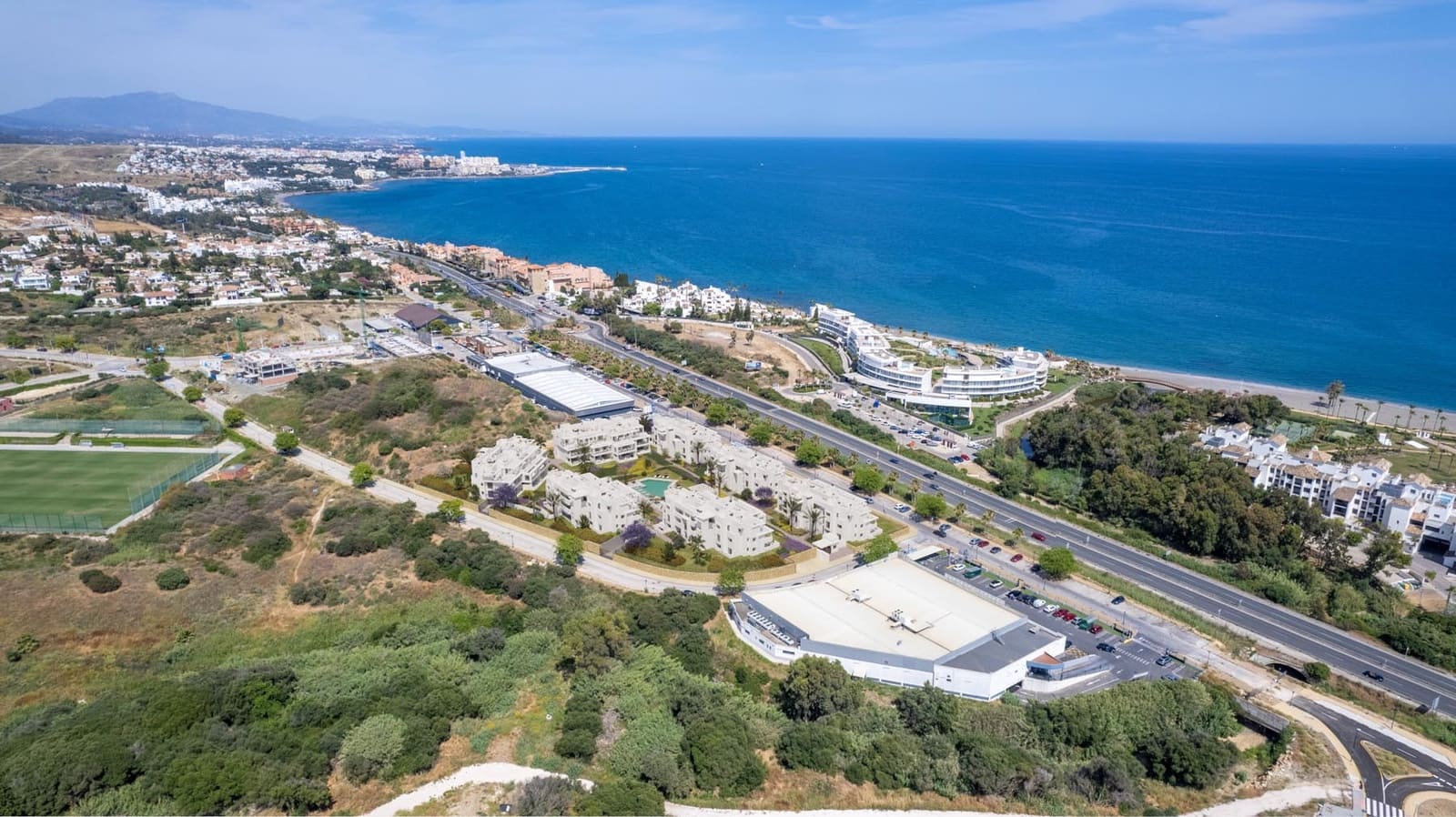 3 chambre Appartement à vendre à Estepona avec piscine garage - 725 000 € (Ref: 7689610)