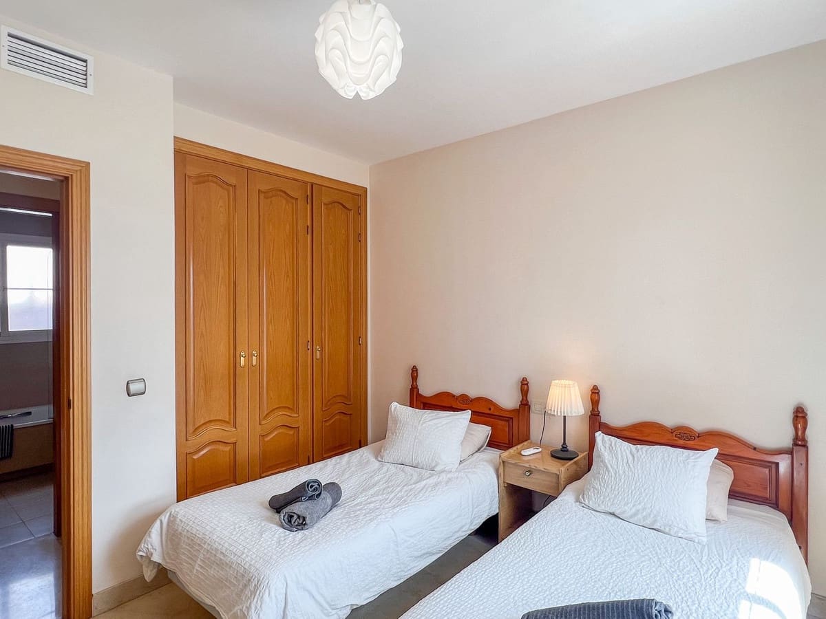 4 Zimmer Villa zu verkaufen in Mijas Costa mit Pool Garage - 850.000 € (Ref: 7696587)