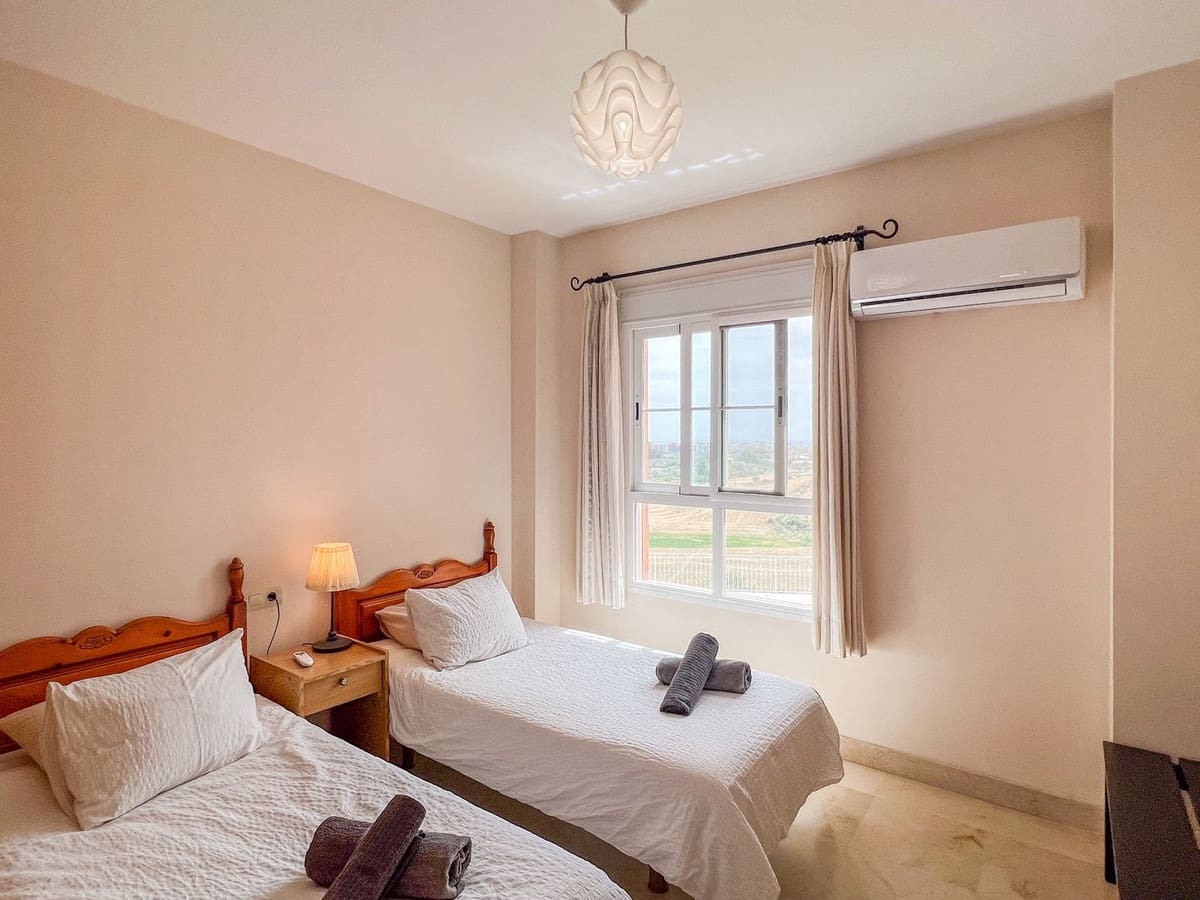 4 Zimmer Villa zu verkaufen in Mijas Costa mit Pool Garage - 850.000 € (Ref: 7696587)