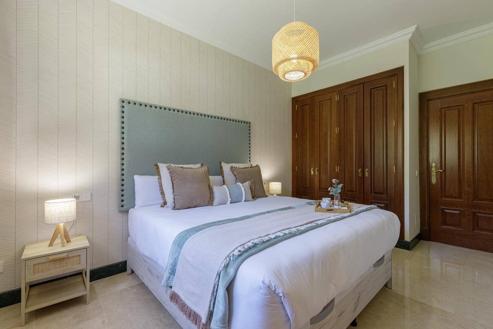 5 soveværelse Villa til salg i Mijas Costa med swimmingpool garage - € 1.600.000 (Ref: 7830050)