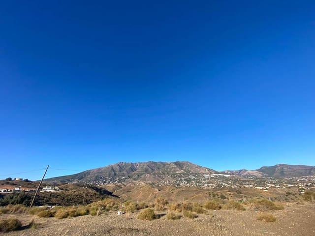 Building Plot for sale in Mijas Costa, Mijas - € 290,000 (Ref: 7954622)