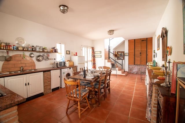 3 sypialnia Finka/Dom wiejski na sprzedaż w Alora - 345 000 € (Ref: 8409494)