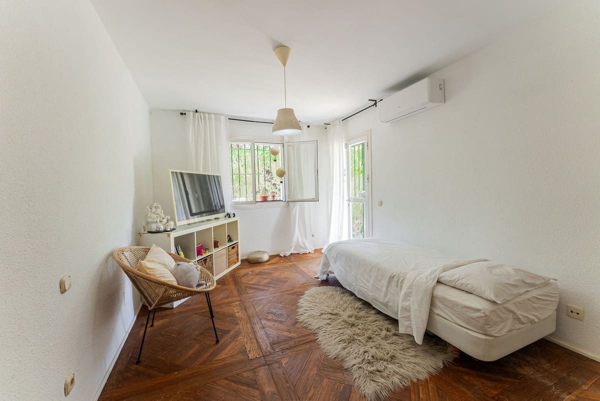 4 Zimmer Villa zu verkaufen in Atalaya-Isdabe - 1.495.000 € (Ref: 8409498)