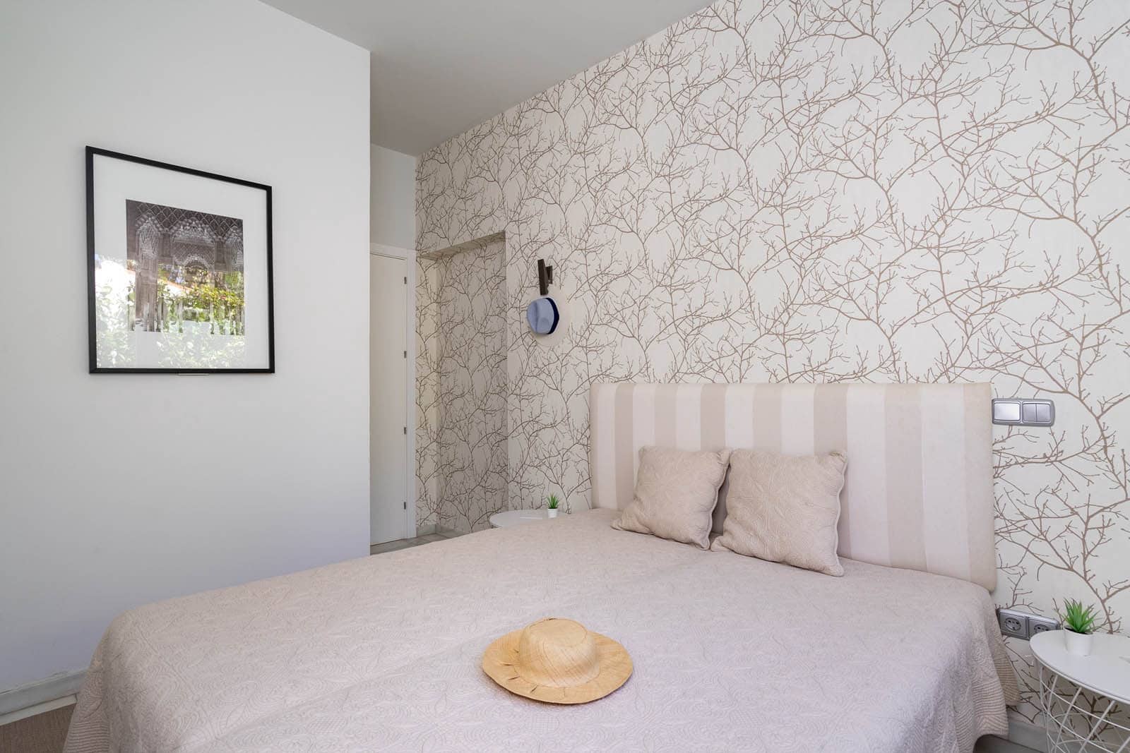 3 bedroom Villa for sale in Marbella with pool garage - € 1,990,000 (Ref: 8417483)