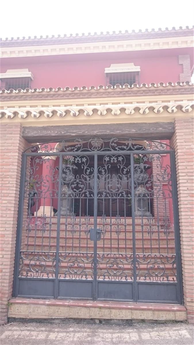 3 Zimmer Villa zu verkaufen in Mijas Costa - 975.000 € (Ref: 8467799)