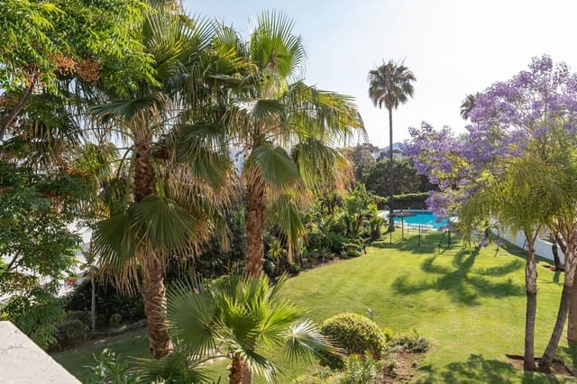2 chambre Appartement à vendre à Benahavís avec piscine garage - 895 000 € (Ref: 8467801)