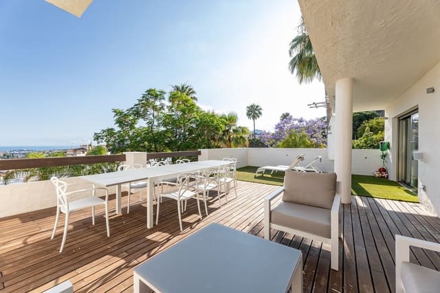 2 chambre Appartement à vendre à Benahavís avec piscine garage - 895 000 € (Ref: 8467801)