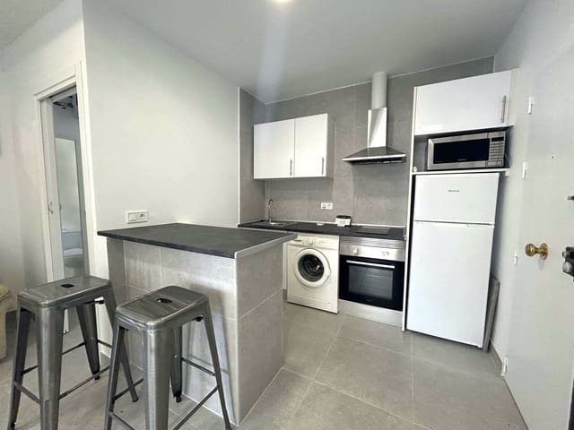 Apartamento de 2 habitaciones en Fuengirola en venta - 230.000 € (Ref: 8574067)