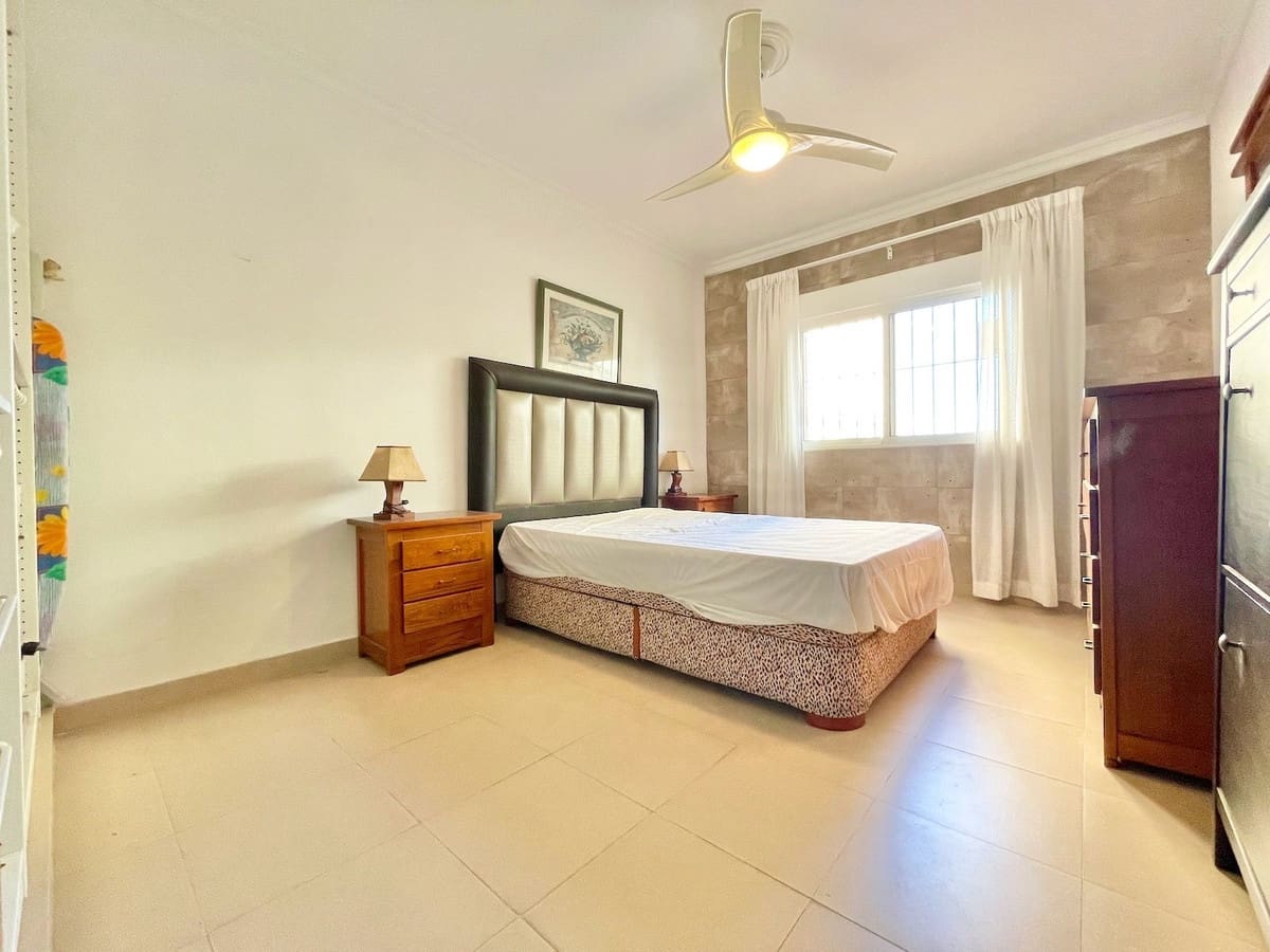 5 soverom Villa til salgs i Fuengirola med garasje - € 1 030 000 (Ref: 8671678)