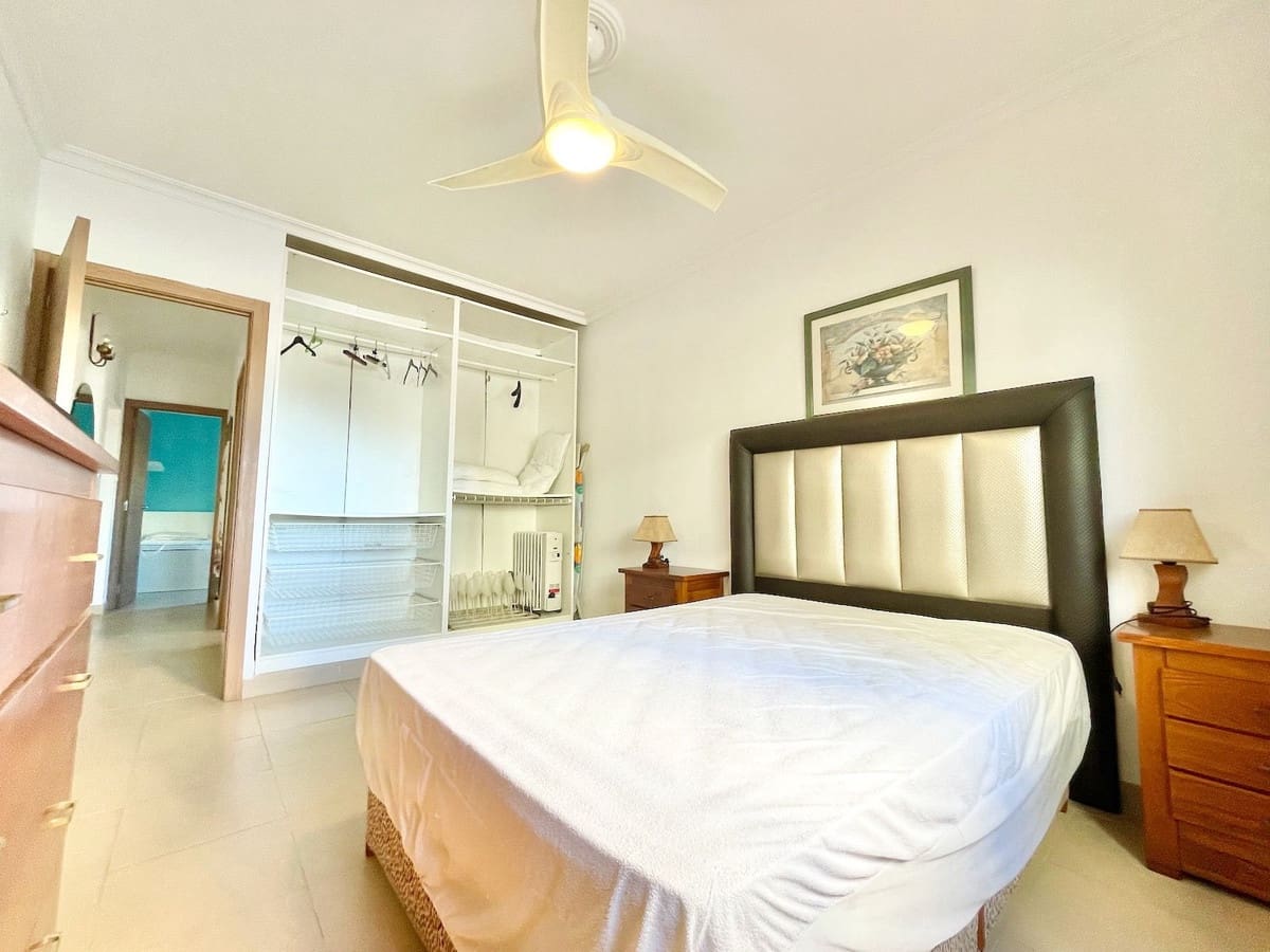 5 slaapkamer Villa te koop in Fuengirola met garage - € 750.000 (Ref: 8671678)