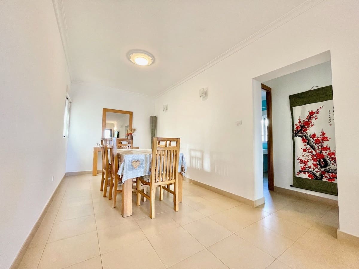 5 slaapkamer Villa te koop in Fuengirola met garage - € 750.000 (Ref: 8671678)