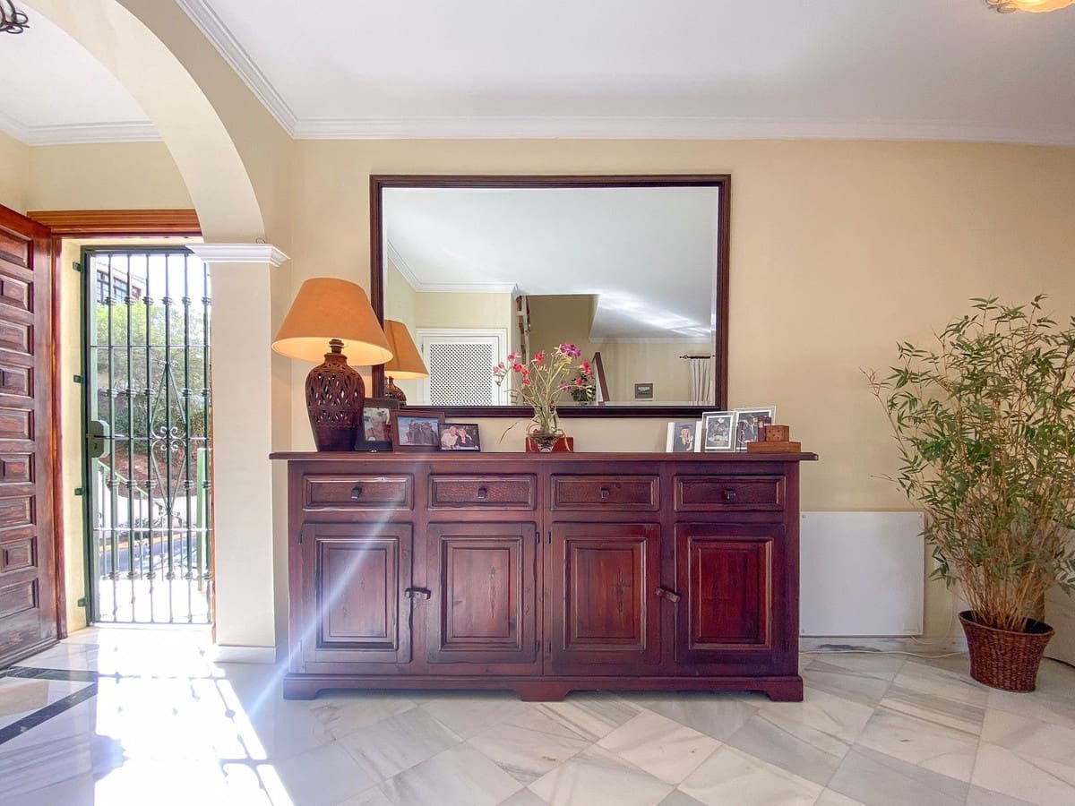 3 bedroom Penthouse for sale in Mijas Costa with pool garage - € 385,000 (Ref: 8682009)
