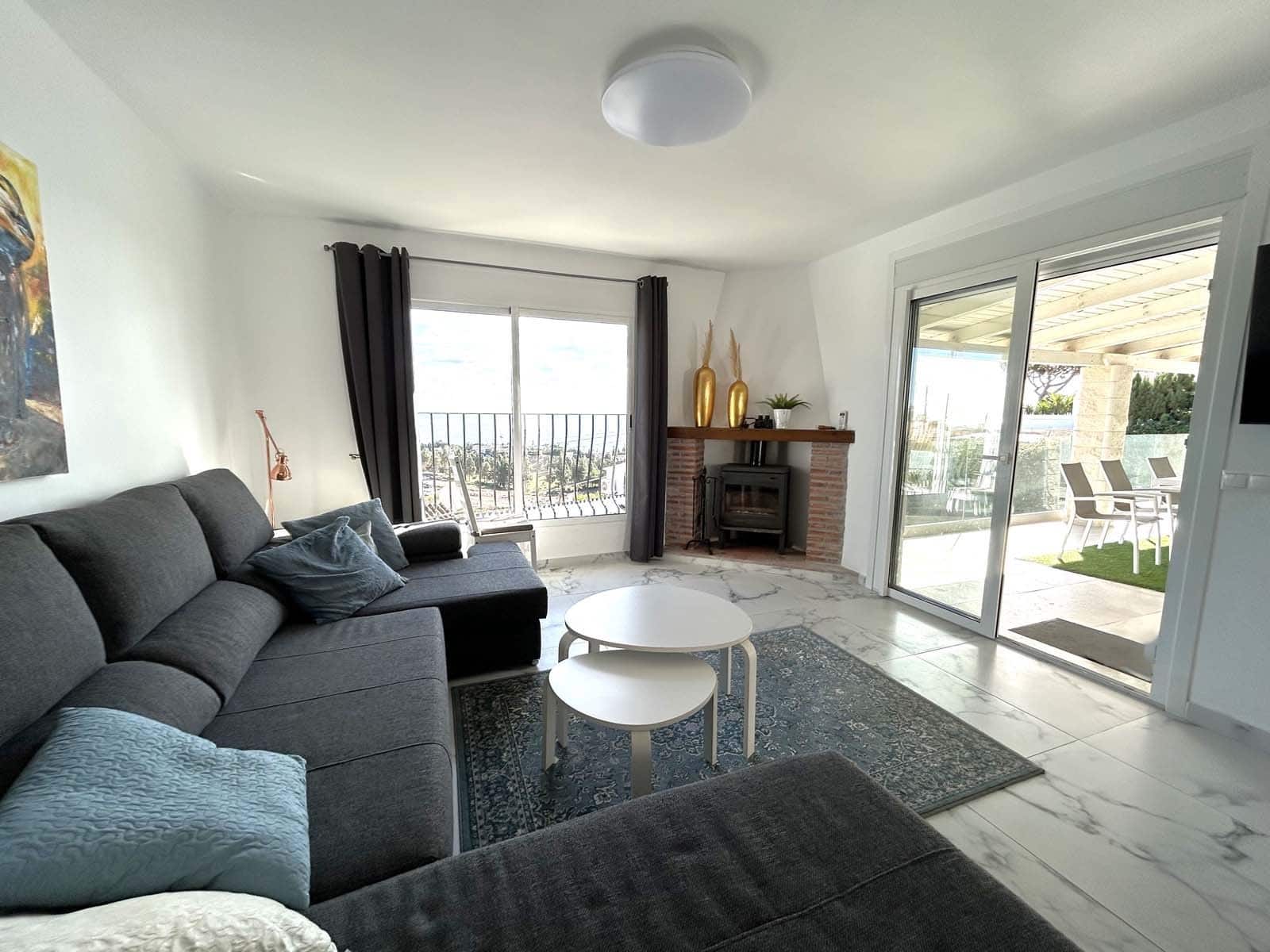 5 makuuhuone Huvila myytävänä paikassa El Chaparral mukana uima-altaan 
autotalli - 1 420 000 € (Ref: 8759567)