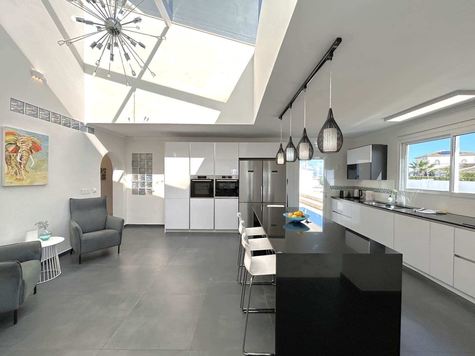 7 soveværelse Villa til salg i Mijas Costa med swimmingpool garage - € 3.720.000 (Ref: 8759568)