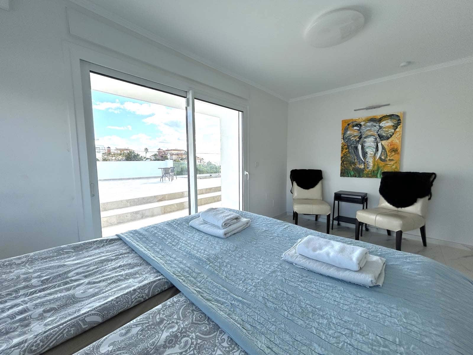 7 soveværelse Villa til salg i Mijas Costa med swimmingpool garage - € 3.720.000 (Ref: 8759568)