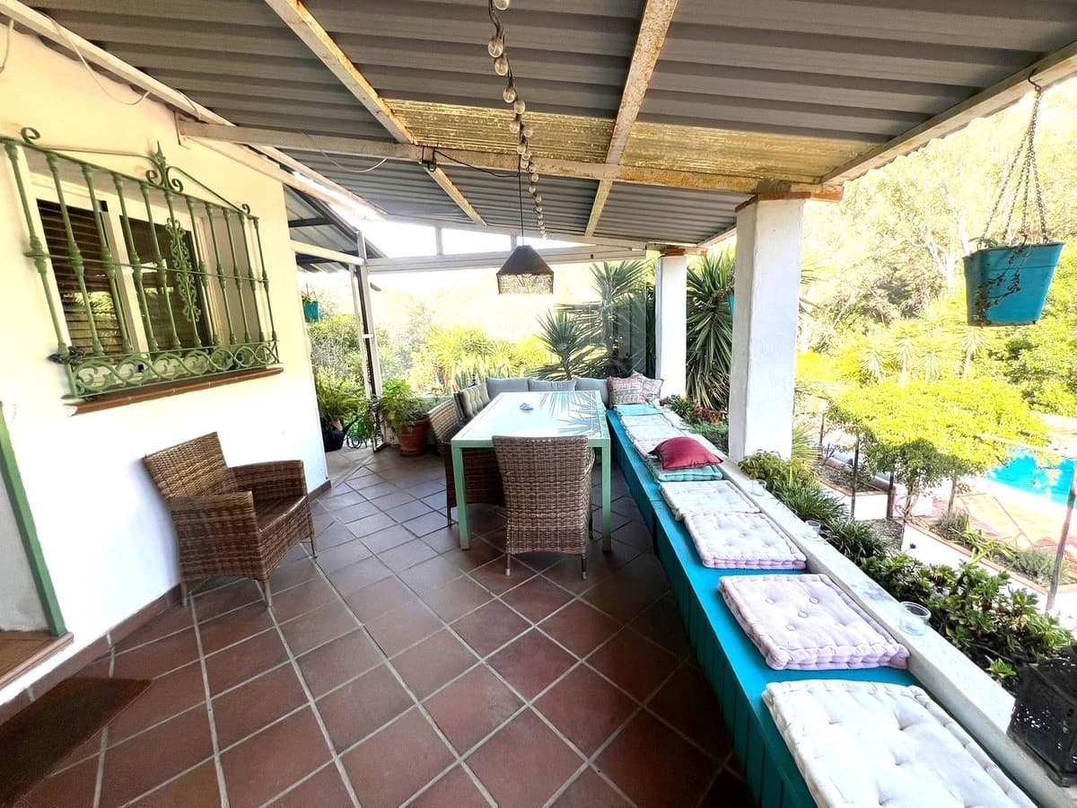 4 sypialnia Finka/Dom wiejski na sprzedaż w Coin z basenem garażem - 530 000 € (Ref: 8817221)