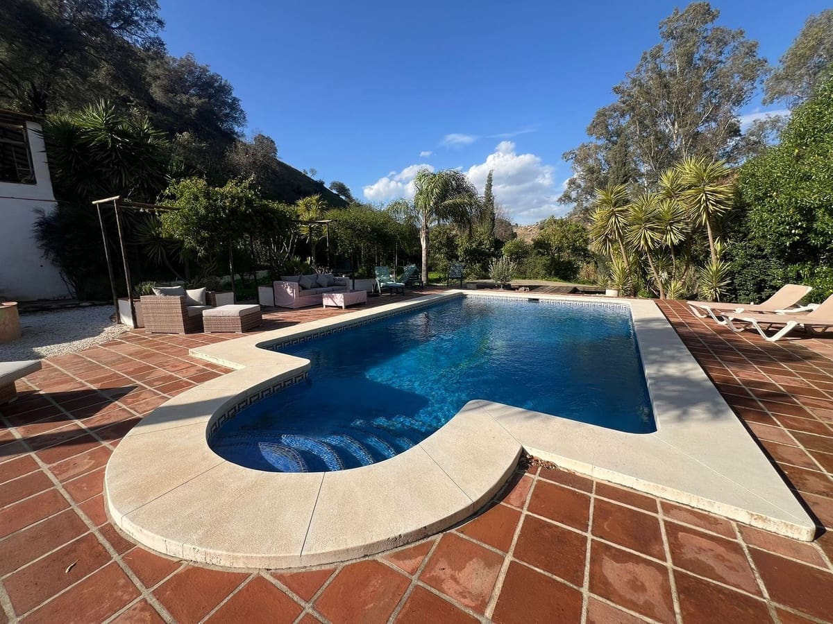 4 chambre Finca/Maison de Campagne à vendre à Coin avec piscine garage - 530 000 € (Ref: 8817221)