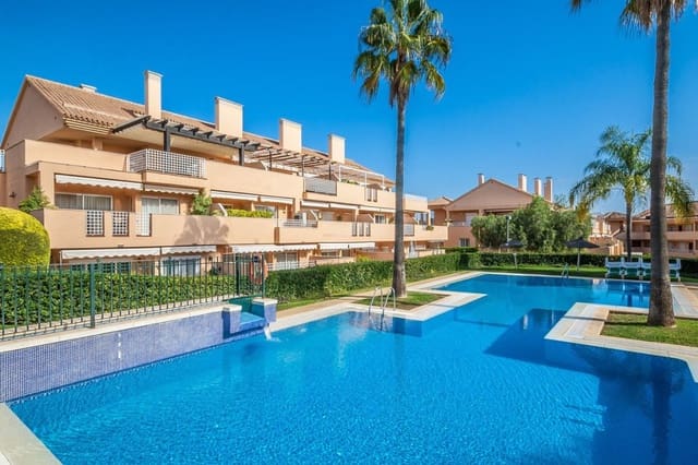 2 soveværelse Penthouse til salg i Elviria, Marbella med swimmingpool garage - € 419.000 (Ref: 8866913)