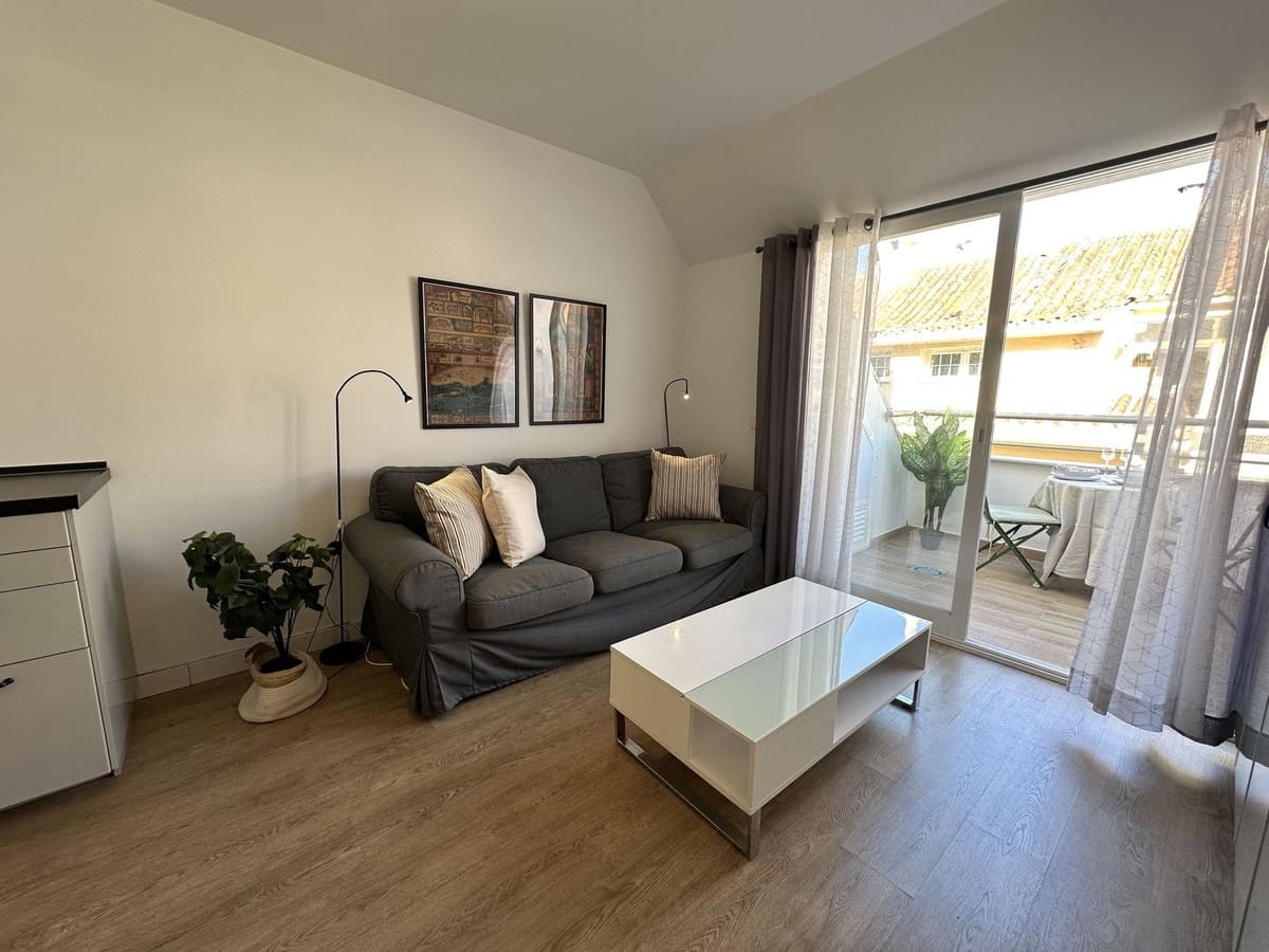 2 soverom Penthouse til salgs i Fuengirola - € 349 000 (Ref: 8894452)