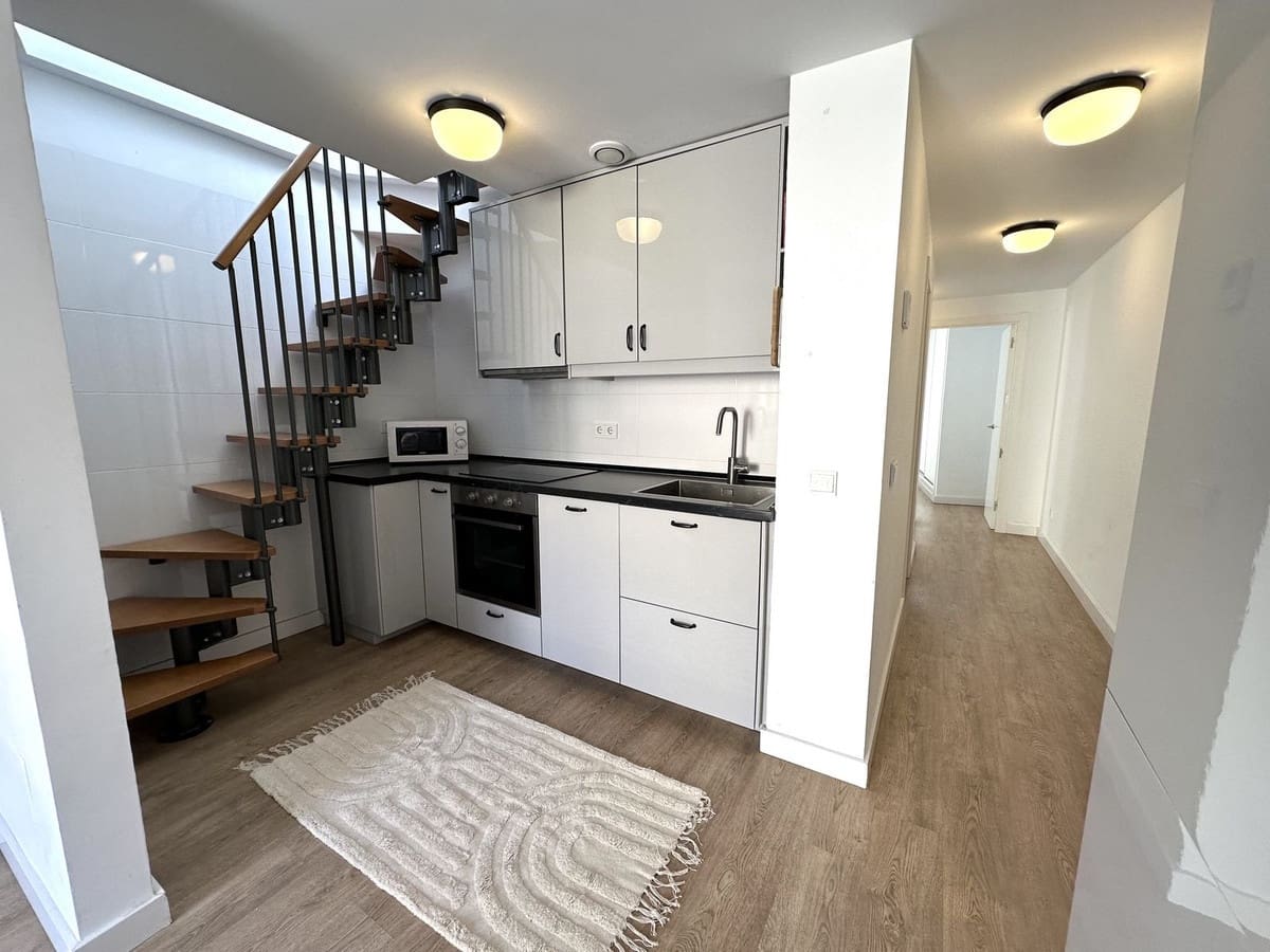 2 soverom Penthouse til salgs i Fuengirola - € 349 000 (Ref: 8894452)