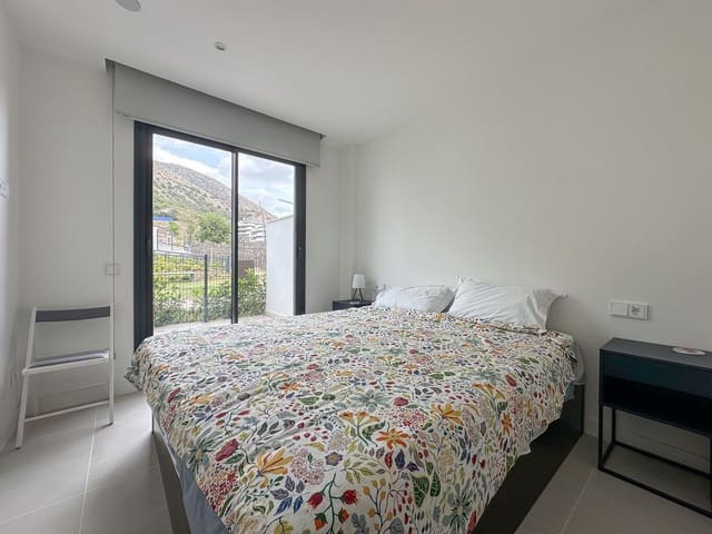 2 bedroom Apartment for sale in Fuengirola - € 575,000 (Ref: 8894455)