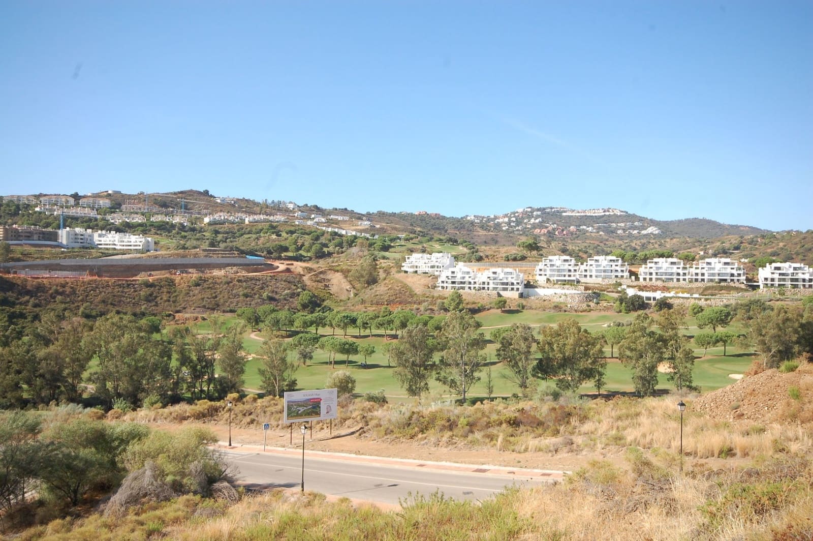 4 soveværelse Lejlighed til salg i Mijas Costa med swimmingpool garage - € 1.515.000 (Ref: 8992515)