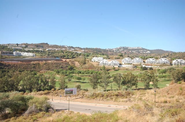Apartamento de 4 habitaciones en Mijas Costa, Mijas en venta con piscina garaje - 1.515.000 € (Ref: 8992515)